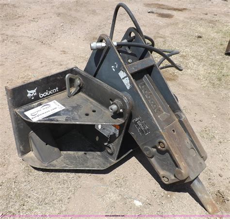 bobcat hydraulic breaker